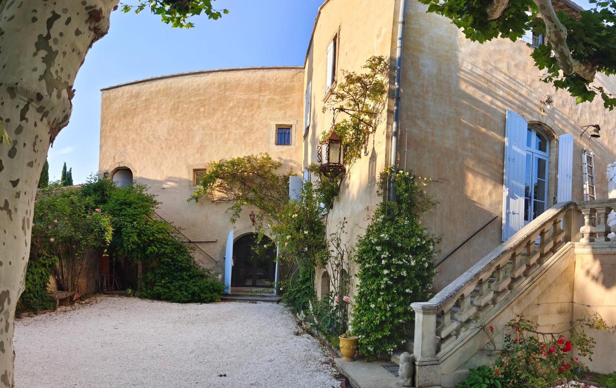 Rue Du Chateau A Cabrieres D'Avignon Bed & Breakfast Екстериор снимка