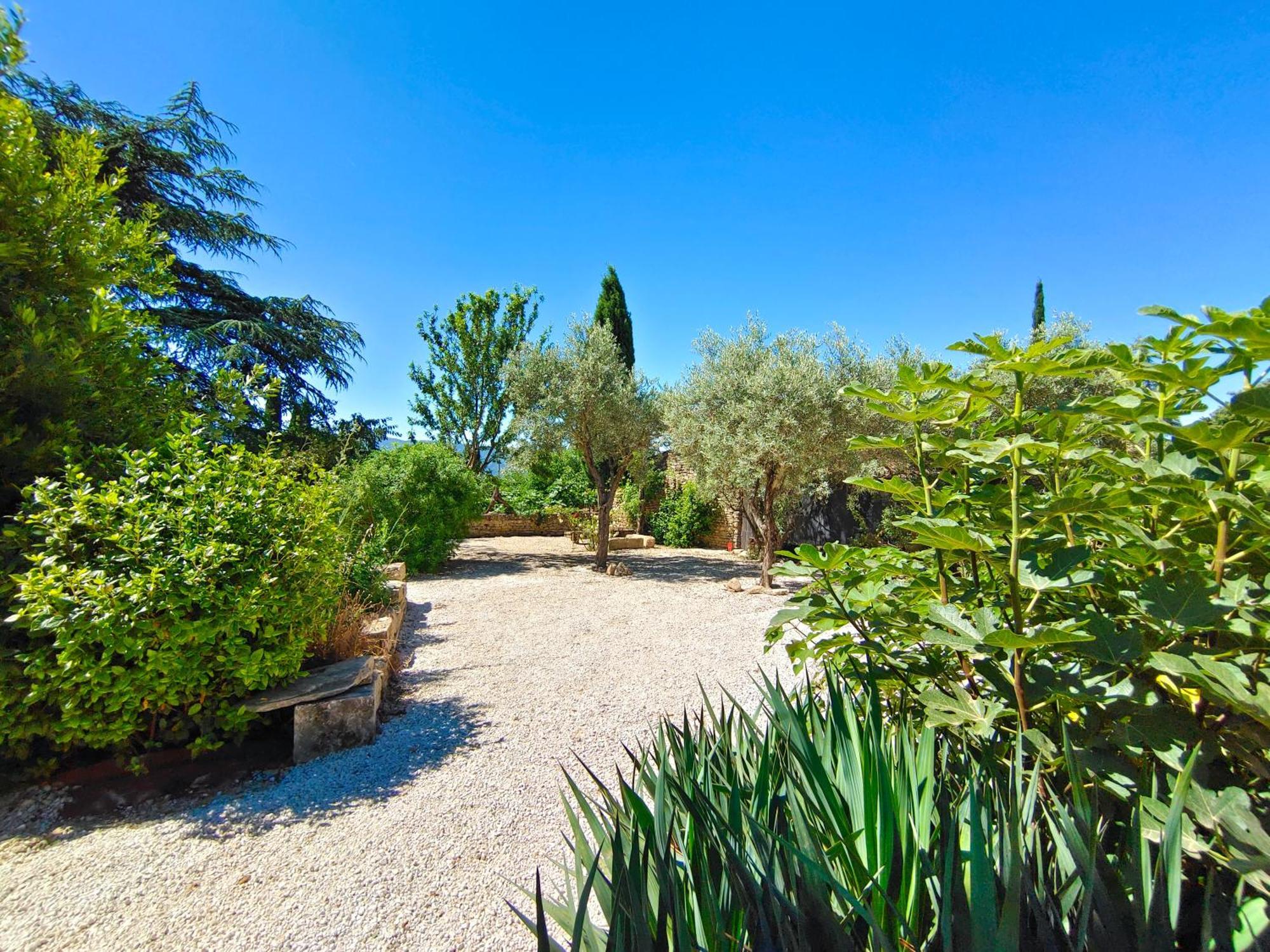 Rue Du Chateau A Cabrieres D'Avignon Bed & Breakfast Екстериор снимка