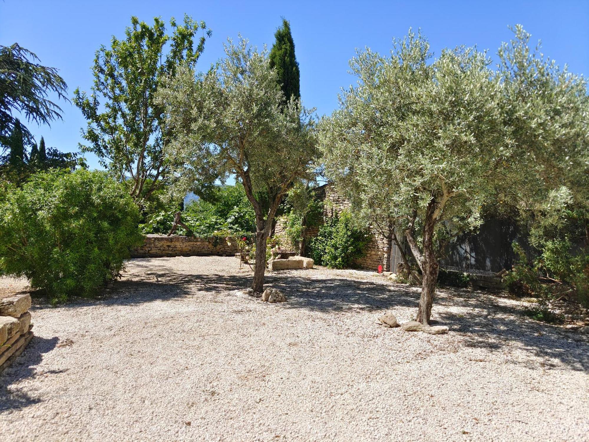 Rue Du Chateau A Cabrieres D'Avignon Bed & Breakfast Екстериор снимка