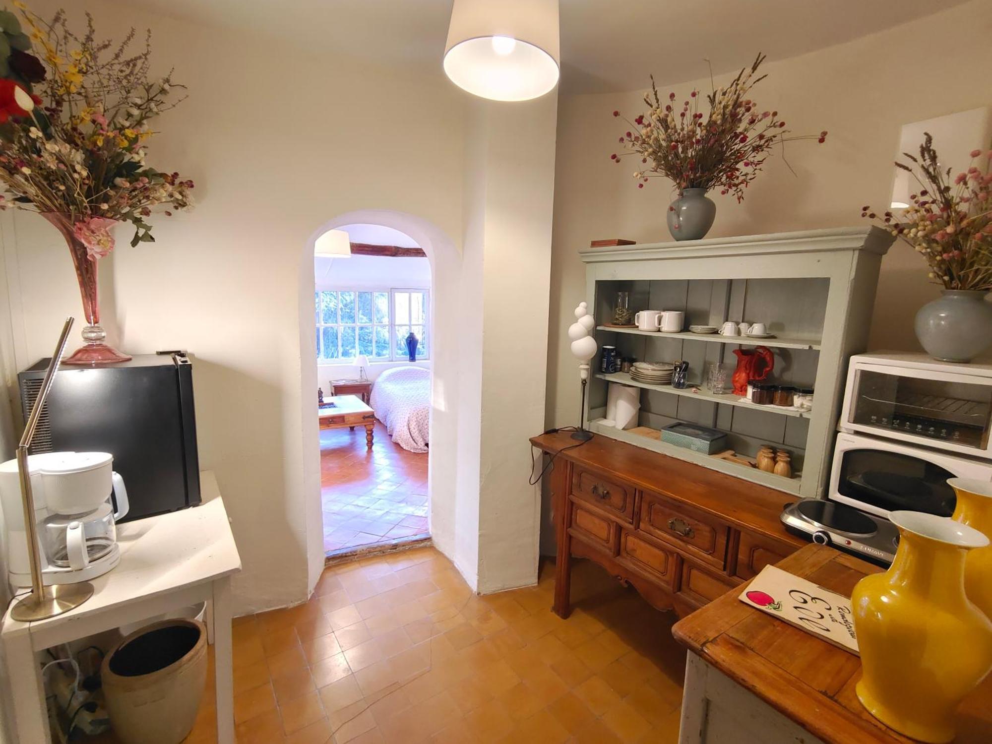 Rue Du Chateau A Cabrieres D'Avignon Bed & Breakfast Екстериор снимка